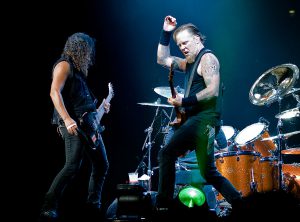 1200px-metallica_london_2008-09-15_kirk_and_james