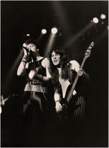 800px-IRON_MAIDEN_-_Manchester_Apollo_-_1980